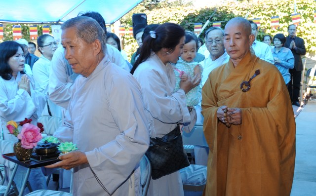 Hoa Kỳ: Chùa Hồng Danh - San Jose tổ chức đại lễ Vu Lan 2013