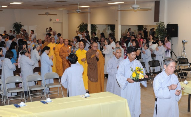 Hoa Kỳ: Chùa Phước Sơn, Modesto tổ chức đại lễ Vu Lan 2013