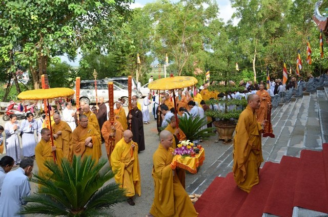 Giới đàn Nghệ Tĩnh thành công viên mãn