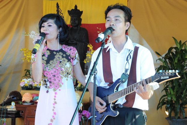 Hoa Kỳ: Chùa Hồng Danh - San Jose tổ chức đại lễ Vu Lan 2013