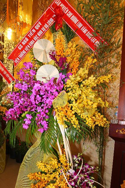 Ngày đầu Pháp hội niệm Phật cầu nguyện Quốc Thái Dân An cầu siêu sản nạn, thai nhi chùa Từ Quang – 2013