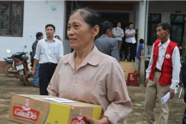 Hội Khai Tâm, Hội 14 Chữ và CLB Làn Gió Ấm: Cảm động chuyến phát quà tại tỉnh Quảng Trị