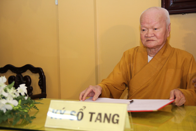 Nhị vị Phó Pháp Chủ viếng Tang cố Hòa thượng Thích Nhật Quang