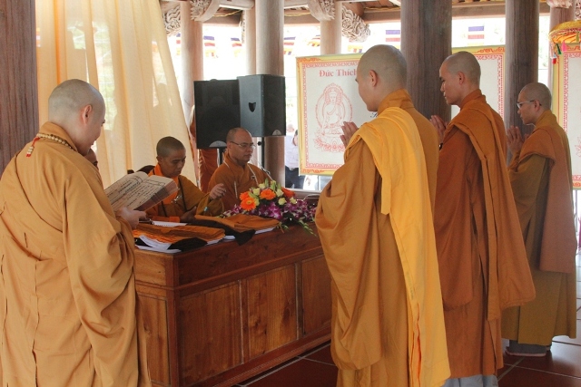 Giới đàn Nghệ Tĩnh thành công viên mãn
