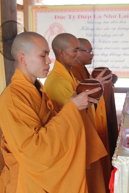 Giới đàn Nghệ Tĩnh thành công viên mãn