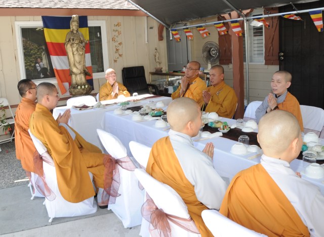 Hoa Kỳ: Chùa Hồng Danh - San Jose tổ chức đại lễ Vu Lan 2013