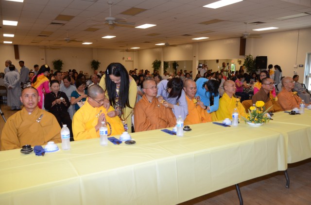 Hoa Kỳ: Chùa Phước Sơn, Modesto tổ chức đại lễ Vu Lan 2013