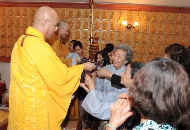 Hoa Kỳ: Đại lễ kỷ niệm 30 năm thành lập chùa Việt Nam, Phoenix