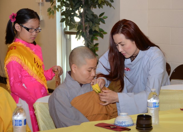 Hoa Kỳ: Chùa Phước Sơn, Modesto tổ chức đại lễ Vu Lan 2013