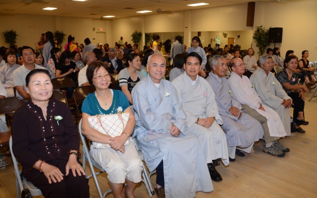 Hoa Kỳ: Chùa Phước Sơn, Modesto tổ chức đại lễ Vu Lan 2013