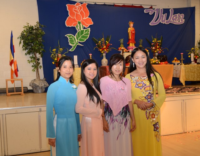 Hoa Kỳ: Chùa Phước Sơn, Modesto tổ chức đại lễ Vu Lan 2013