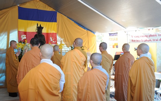 Hoa Kỳ: Chùa Hồng Danh - San Jose tổ chức đại lễ Vu Lan 2013