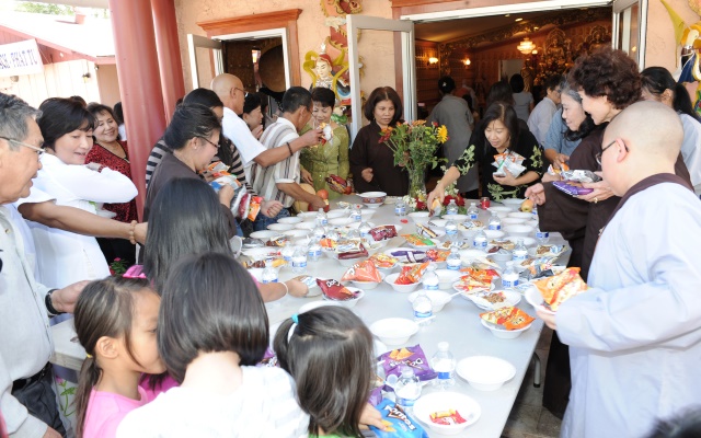 Hoa Kỳ: Đại lễ kỷ niệm 30 năm thành lập chùa Việt Nam, Phoenix