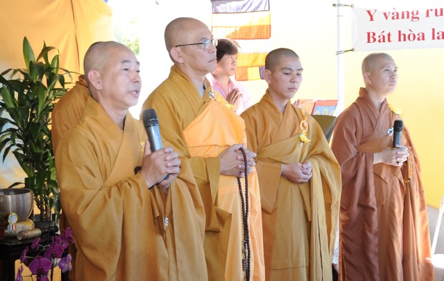 Hoa Kỳ: Chùa Hồng Danh - San Jose tổ chức đại lễ Vu Lan 2013