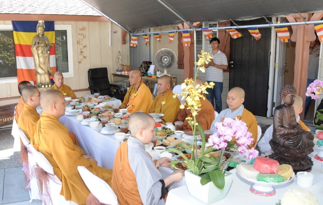 Hoa Kỳ: Chùa Hồng Danh - San Jose tổ chức đại lễ Vu Lan 2013
