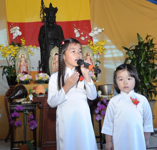Hoa Kỳ: Chùa Hồng Danh - San Jose tổ chức đại lễ Vu Lan 2013