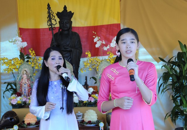 Hoa Kỳ: Chùa Hồng Danh - San Jose tổ chức đại lễ Vu Lan 2013