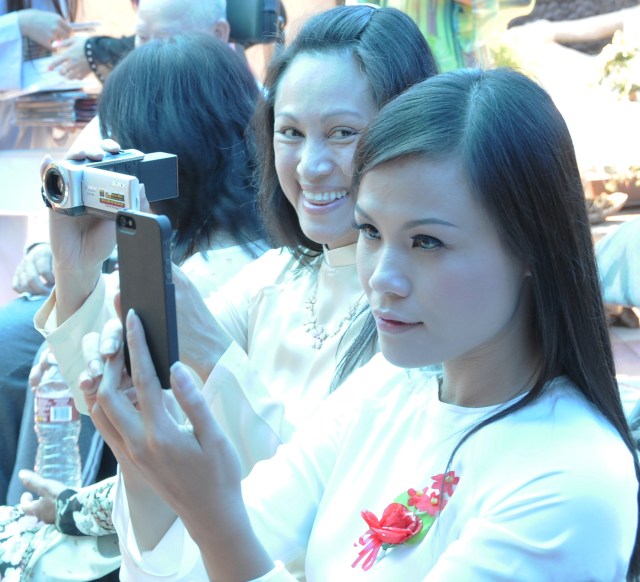 Hoa Kỳ: Chùa Hồng Danh - San Jose tổ chức đại lễ Vu Lan 2013