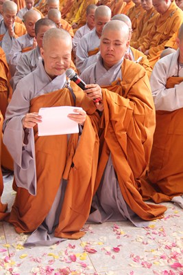 Những Hình Ảnh Cuối Cùng Trước Khi Nhập Kim Quan Bảo Tháp Của Cố Ni Trưởng Hải Triều Âm