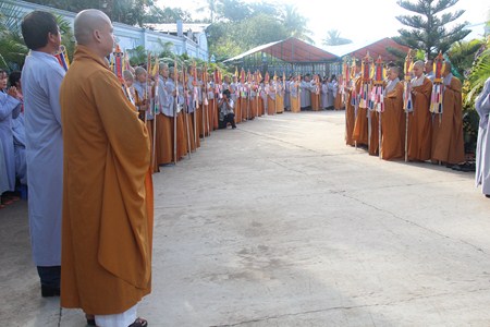 Những Hình Ảnh Cuối Cùng Trước Khi Nhập Kim Quan Bảo Tháp Của Cố Ni Trưởng Hải Triều Âm