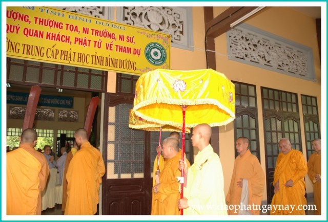 Lễ tốt nghiệp khóa II và khai giảng khóa III trường Trung Cấp Phật Học Bình Dương
