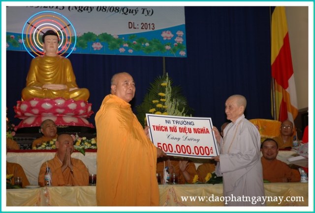 Lễ tốt nghiệp khóa II và khai giảng khóa III trường Trung Cấp Phật Học Bình Dương