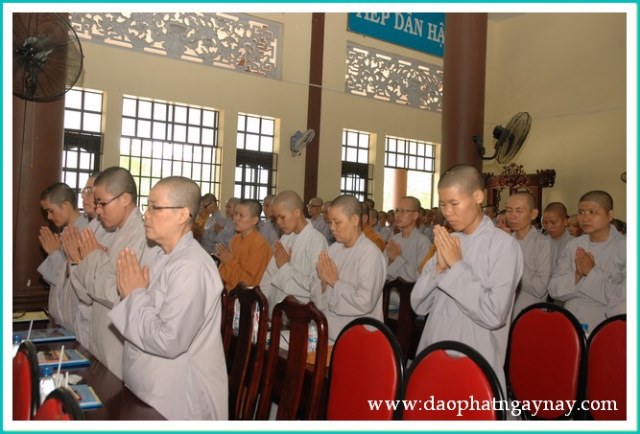 Lễ tốt nghiệp khóa II và khai giảng khóa III trường Trung Cấp Phật Học Bình Dương