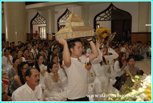 Chùm ảnh: Đại lễ dâng y Kathina tại tổ đình Bửu Long - Q9 - PL: 2557 - DL: 2013