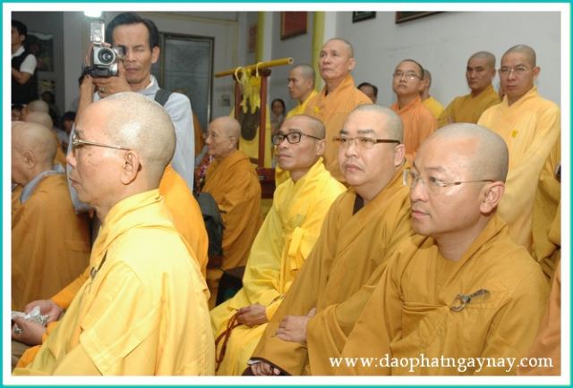 Chùm ảnh: Lễ truy niệm và cung tống kim quan cố HT. Thích Đạt Đạo
