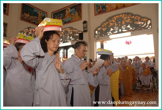 TP. HCM: Lễ dâng y Ca Sa tại Quan Âm tu viện
