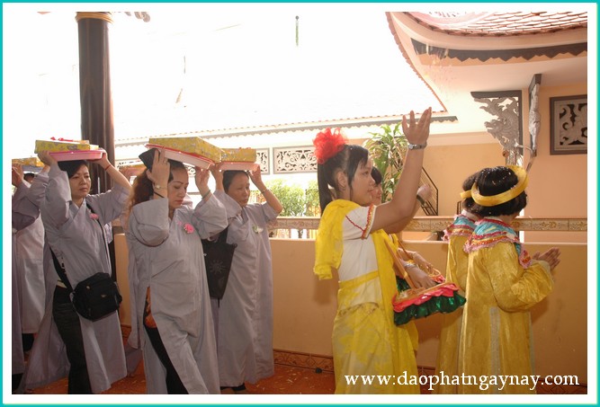 TP. HCM: Lễ dâng y Ca Sa tại Quan Âm tu viện