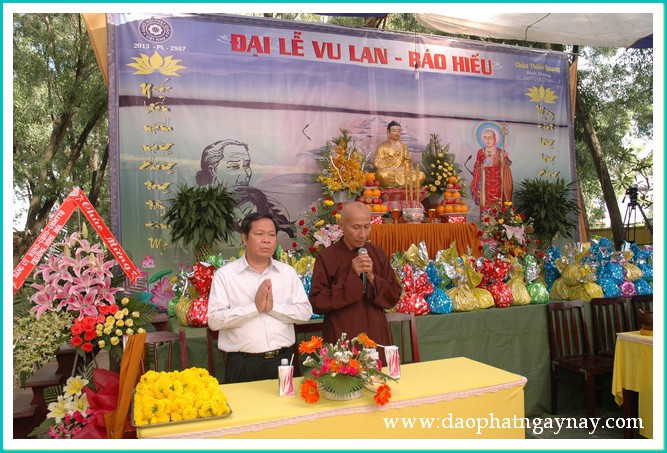 Bình Dương: Tấm lòng hiếu đạo của người khiếm thị