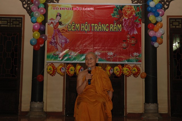 TP. HCM: Vui tết Trung Thu tại chùa Bửu Long