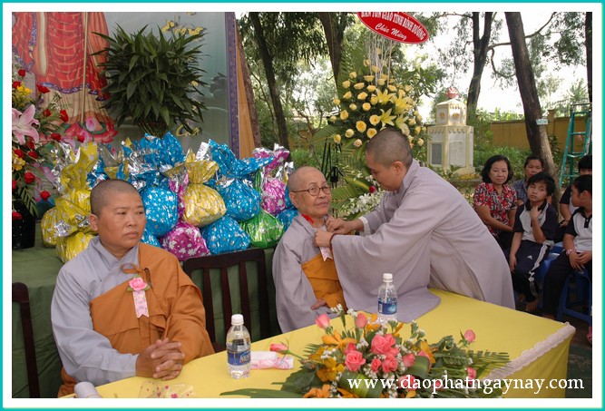 Bình Dương: Tấm lòng hiếu đạo của người khiếm thị