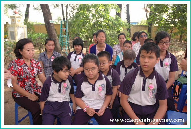 Bình Dương: Tấm lòng hiếu đạo của người khiếm thị