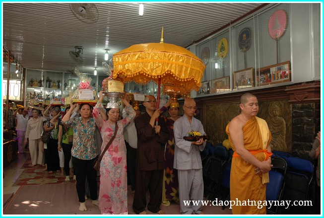 TP. HCM: Chùm ảnh lễ dâng y Kathina tại chùa Phổ Minh - Gò Vấp