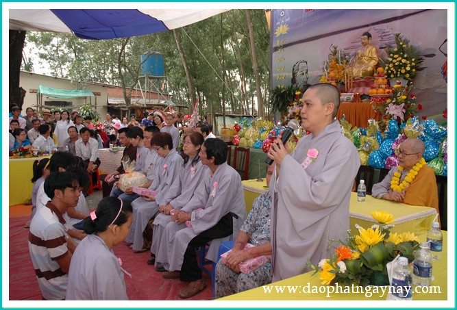 Bình Dương: Tấm lòng hiếu đạo của người khiếm thị