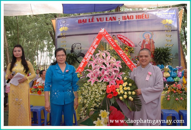 Bình Dương: Tấm lòng hiếu đạo của người khiếm thị