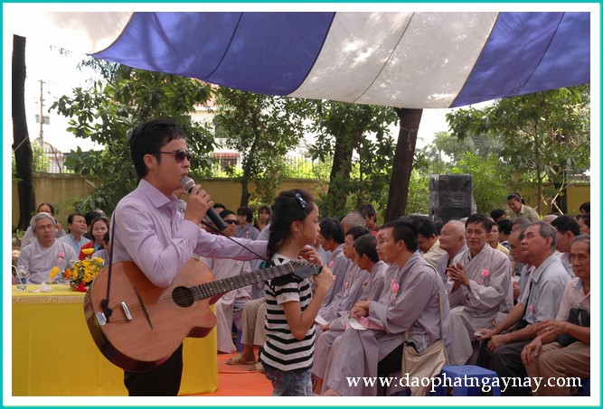 Bình Dương: Tấm lòng hiếu đạo của người khiếm thị