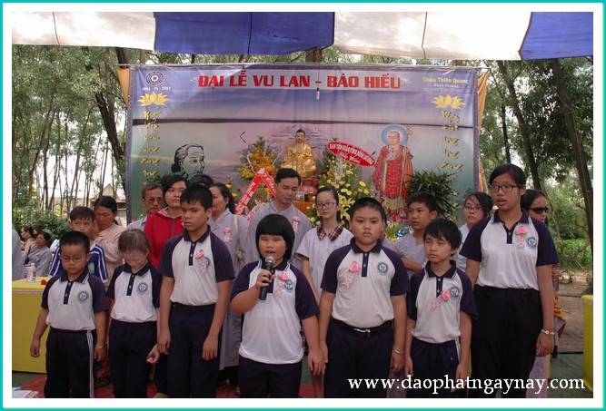 Bình Dương: Tấm lòng hiếu đạo của người khiếm thị