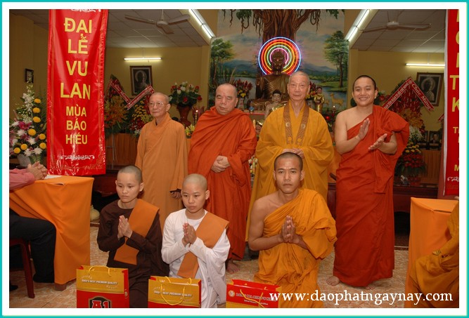 TP. HCM: Sinh hoạt an cư kiết hạ Phật giáo Nam Tông người Kinh