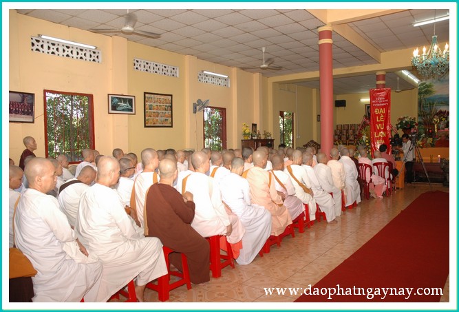 TP. HCM: Sinh hoạt an cư kiết hạ Phật giáo Nam Tông người Kinh