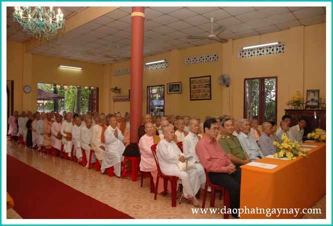 TP. HCM: Sinh hoạt an cư kiết hạ Phật giáo Nam Tông người Kinh