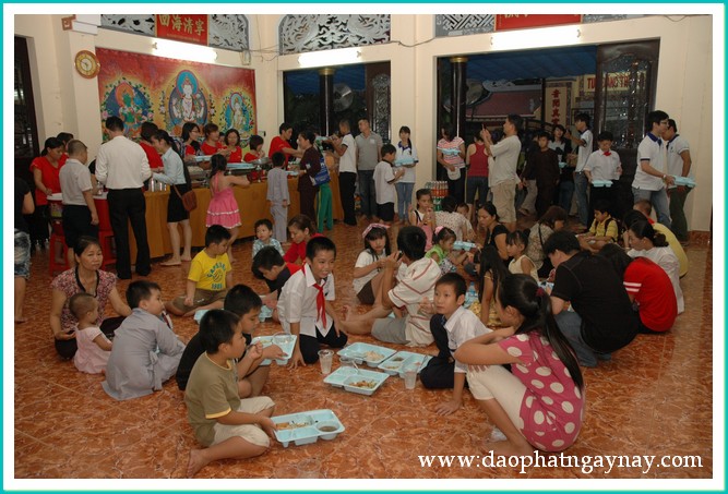 TP. HCM: Đêm hội trăng rằm yêu thương