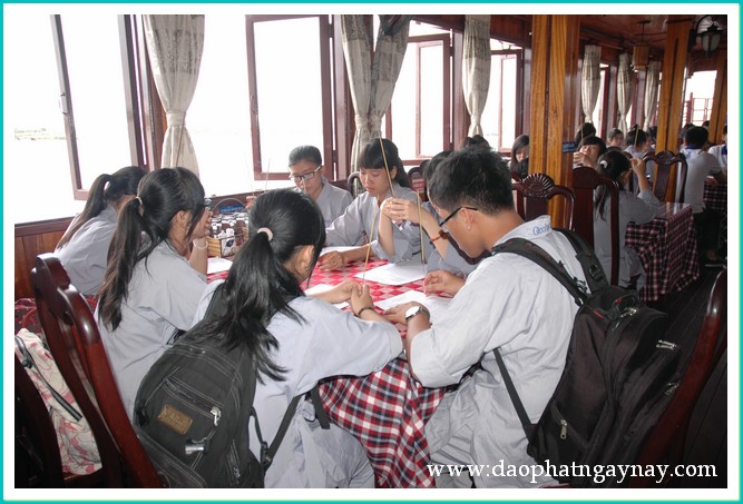 Khóa tu Gieo Hạt Từ Tâm 18: Xin đừng bỏ con