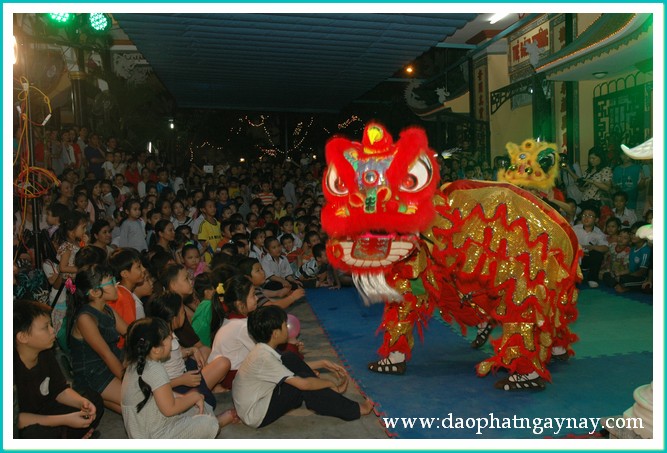 TP. HCM: Đêm hội trăng rằm yêu thương