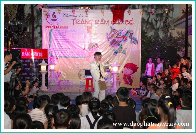 TP. HCM: Đêm hội trăng rằm yêu thương