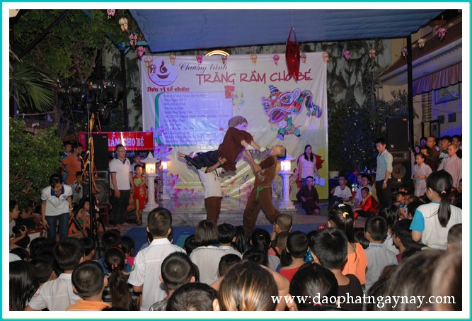TP. HCM: Đêm hội trăng rằm yêu thương
