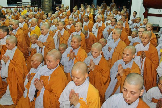 Hình Ảnh Cung Thỉnh Linh Mô Ni Trưởng Hải Triều Âm Tham Phật Yết Tổ