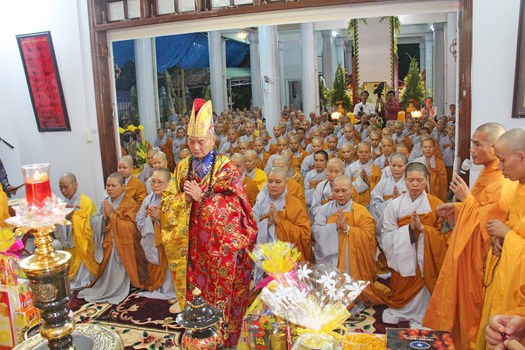 Hình Ảnh Cung Thỉnh Linh Mô Ni Trưởng Hải Triều Âm Tham Phật Yết Tổ